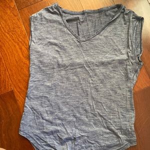 Lululemon lightweight v-neck tank